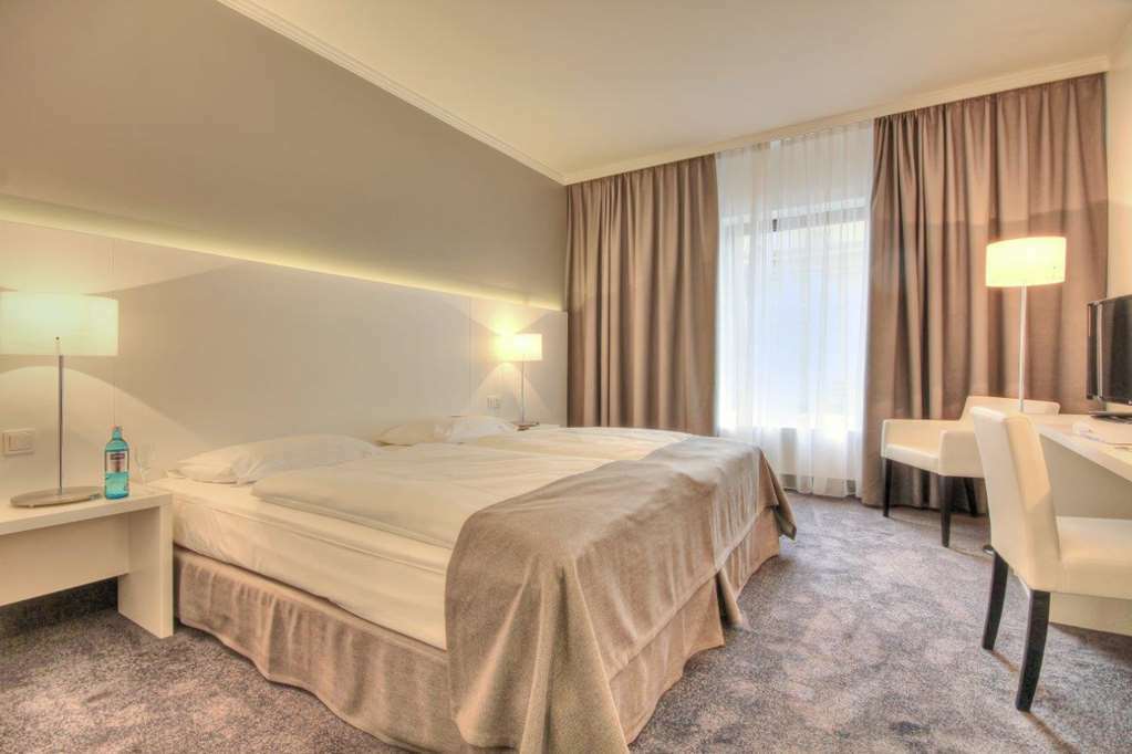 Relexa Hotel Airport Dusseldorf/Ratingen Room photo